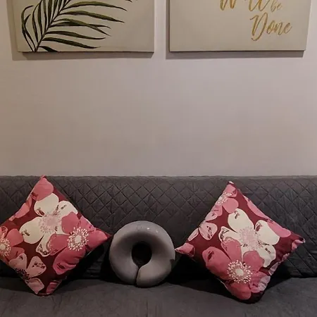 Sydney\'S Pad